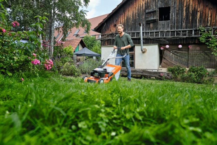 Stihl RM 650 T Lawn Mower - Image 2
