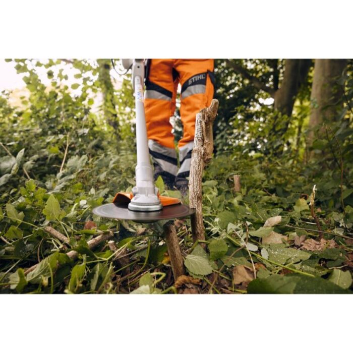 Stihl FS 561 C-EM Brushcutter - Image 2