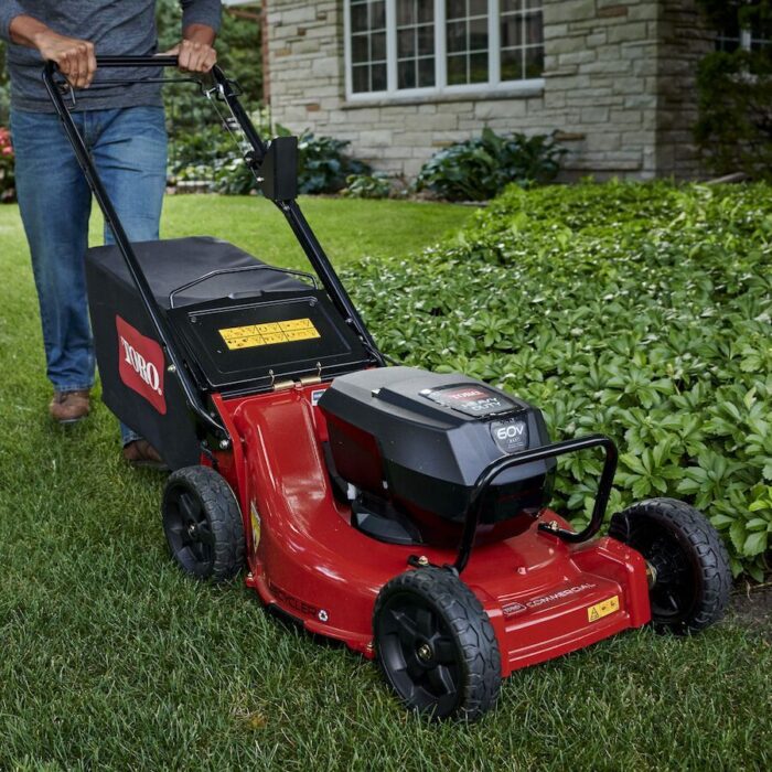 Toro eProline ePRO530 Battery Lawnmower - Image 2