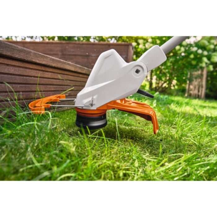 Stihl FSA 50 Cordless Strimmer - Image 4