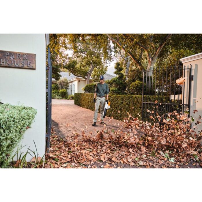 Stihl BGA 160 Cordless Blower - Image 2