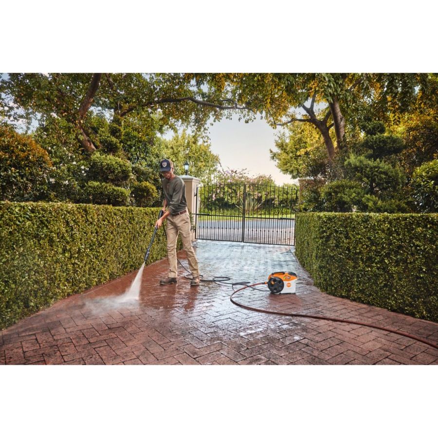 Stihl REA 100 Cordless Pressure Washer - Image 3